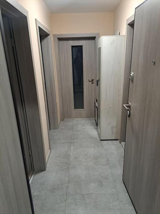 Markapart 3 - Apartment In Downtown Ruse Esterno foto