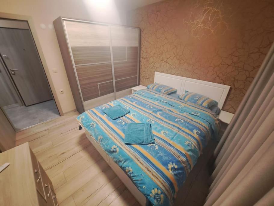 Markapart 3 - Apartment In Downtown Ruse Esterno foto